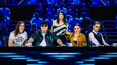 su che canale è la replica di x factor